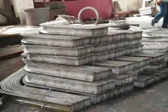 怕買錯？鍋爐過熱器防磨蓋板采購避坑手冊,從材質到廠家全流程教你選!