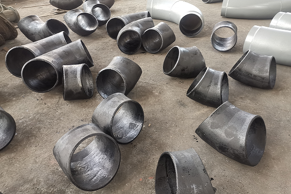 稀土耐磨合金彎管怎麽選