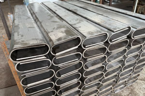 如何選擇鍋爐防磨瓦